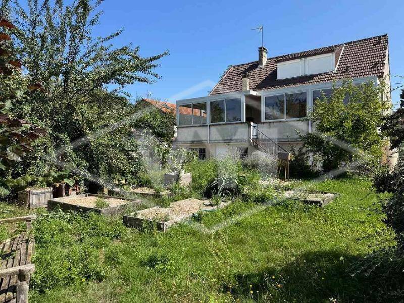 Maison à COMBS-LA-VILLE