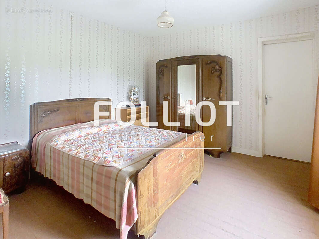 Maison à CERISY-LA-SALLE