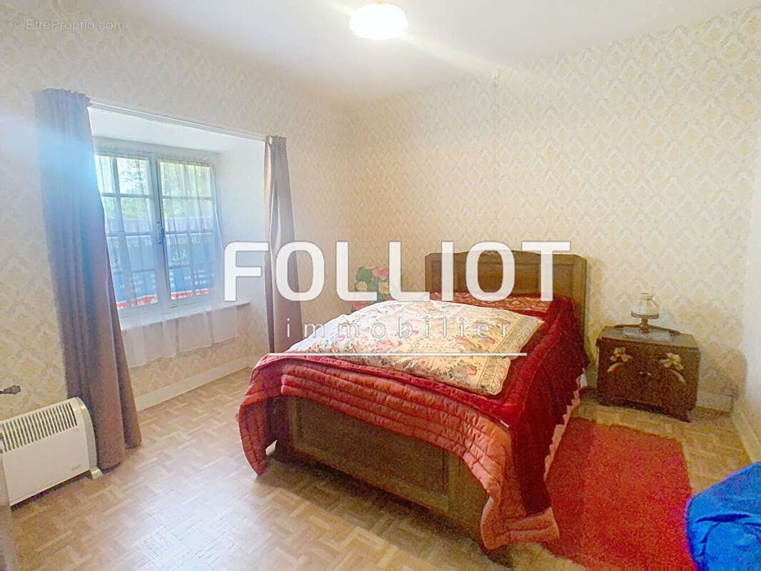 Maison à CERISY-LA-SALLE