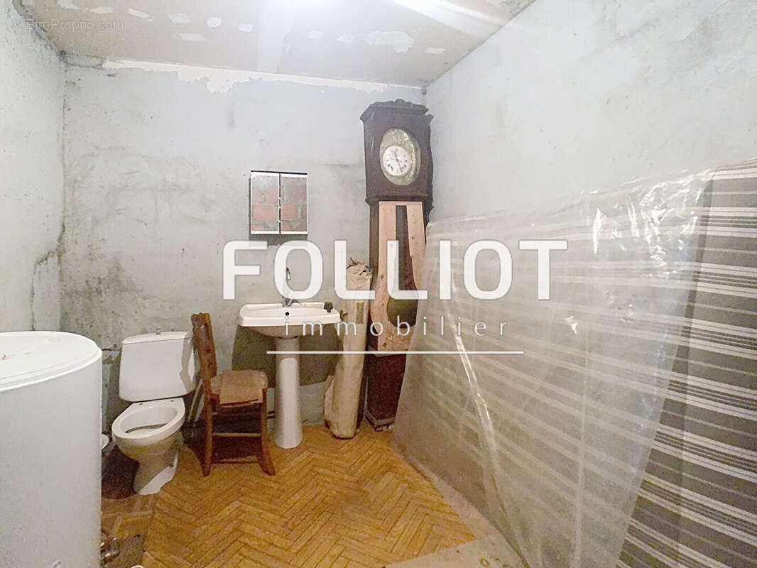 Maison à CERISY-LA-SALLE