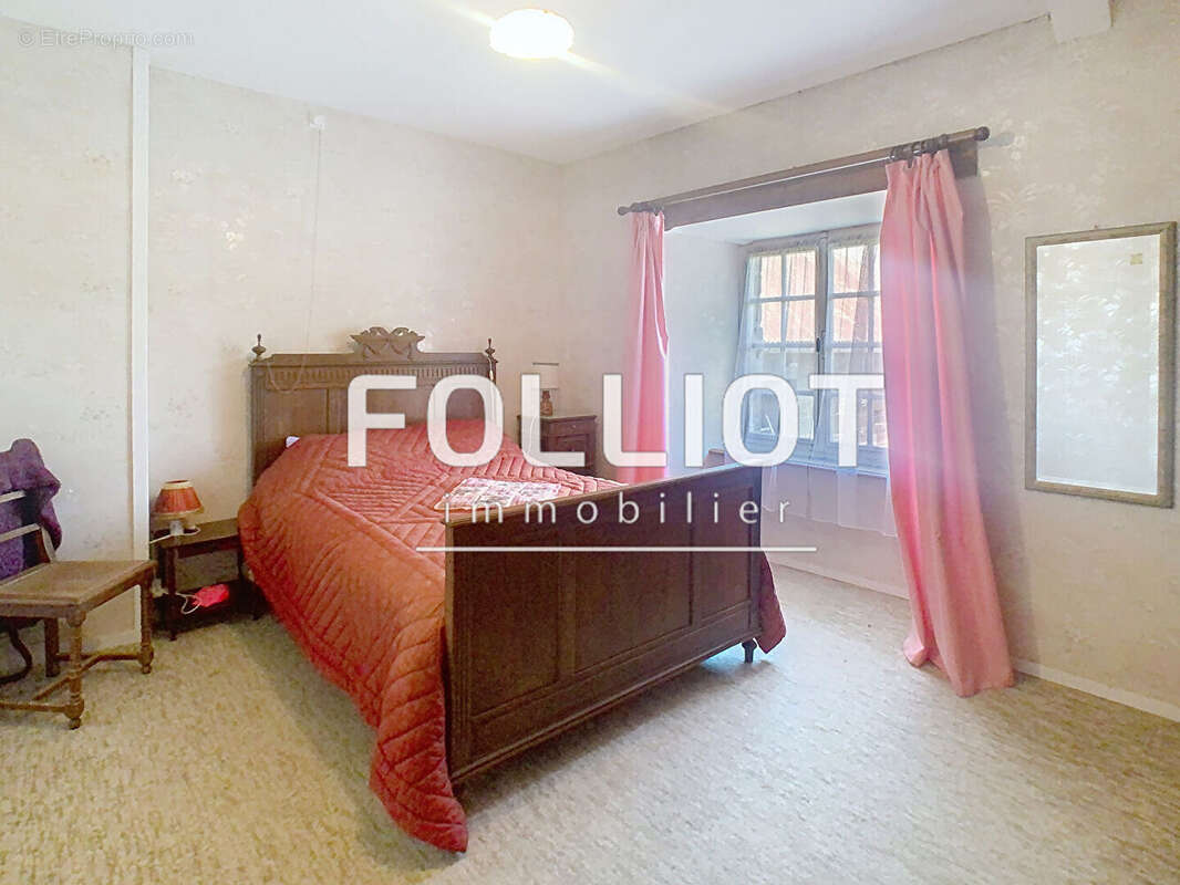 Maison à CERISY-LA-SALLE