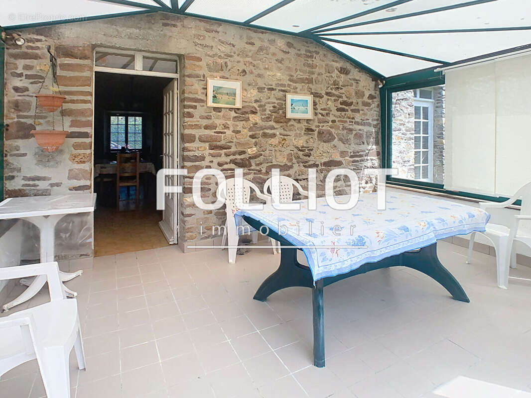 Maison à CERISY-LA-SALLE