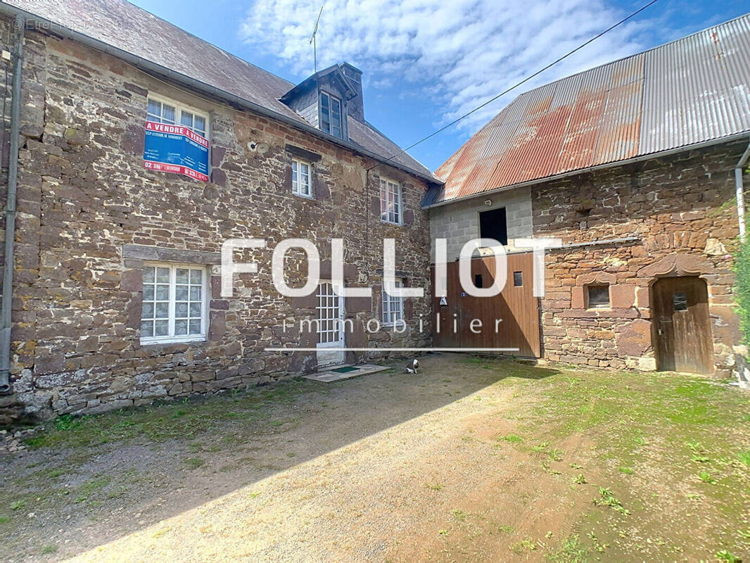 Maison à CERISY-LA-SALLE