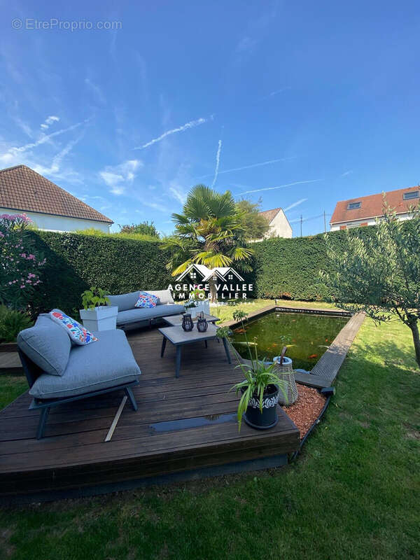 Maison à SAINT-PIERRE-DU-PERRAY