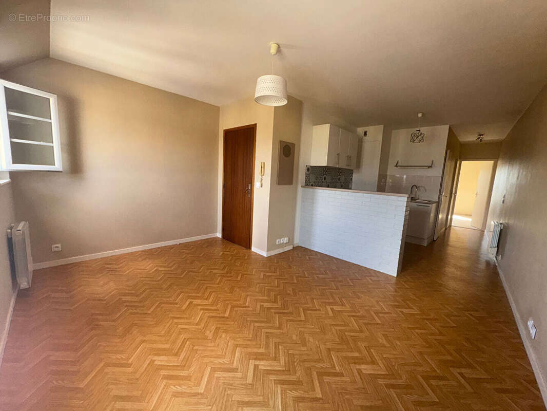 Appartement à NOGENT-LE-ROI