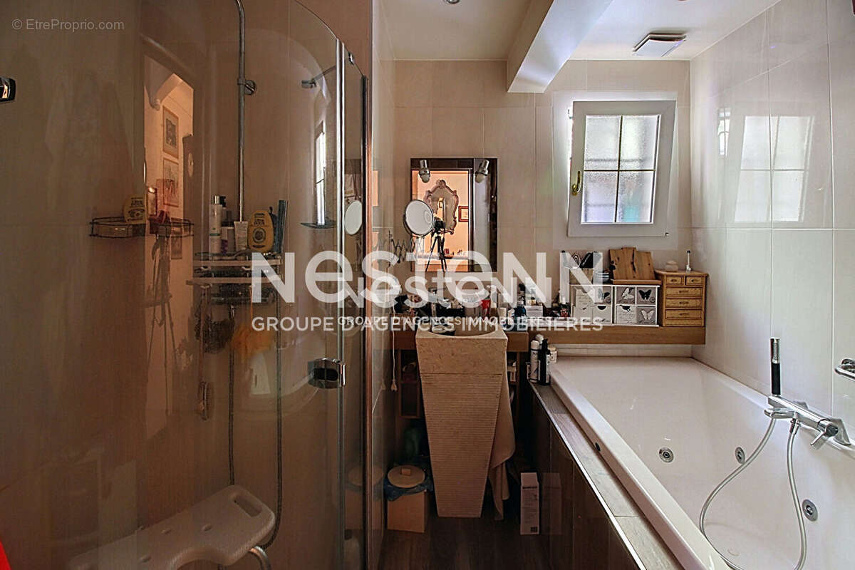 Maison à VILLECROZE