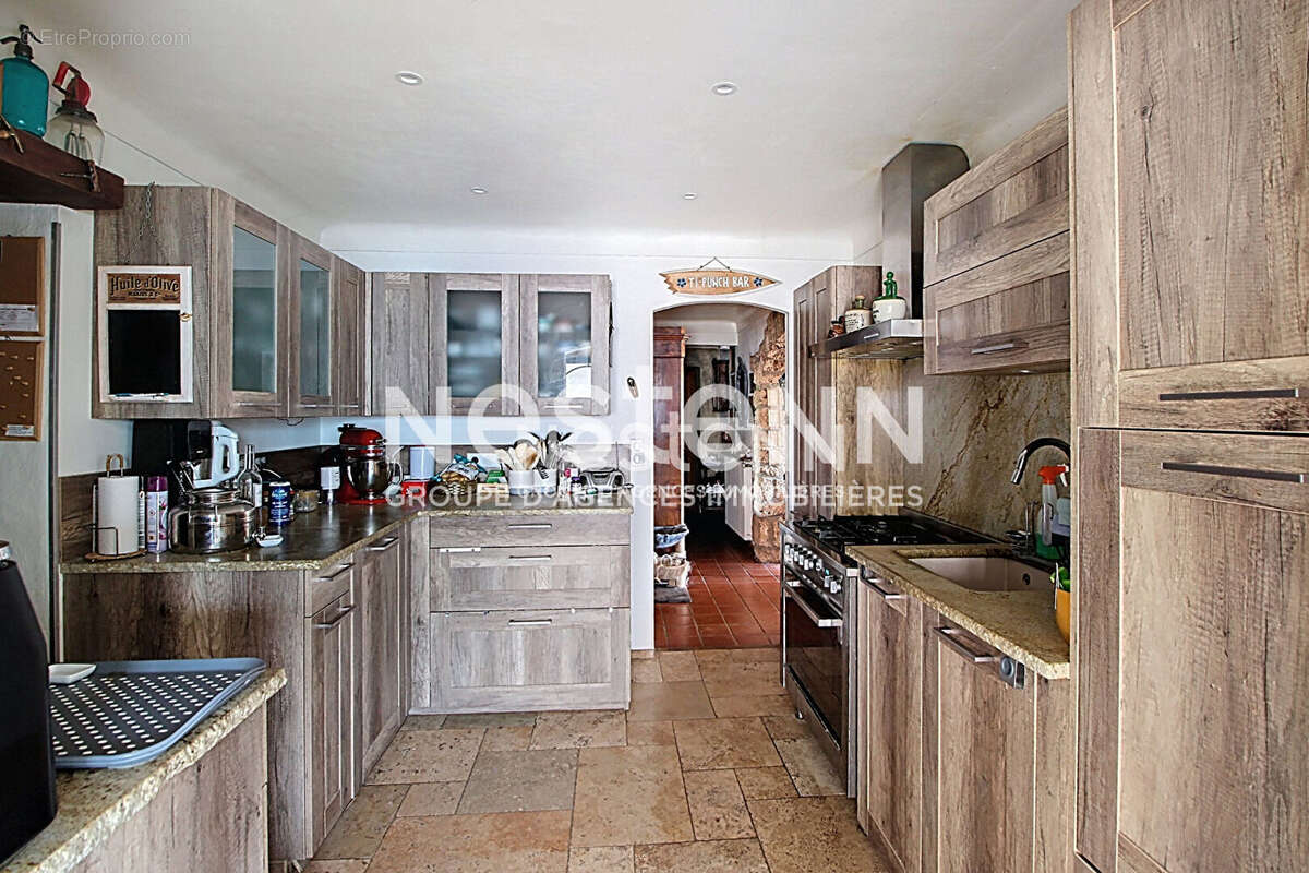 Maison à VILLECROZE