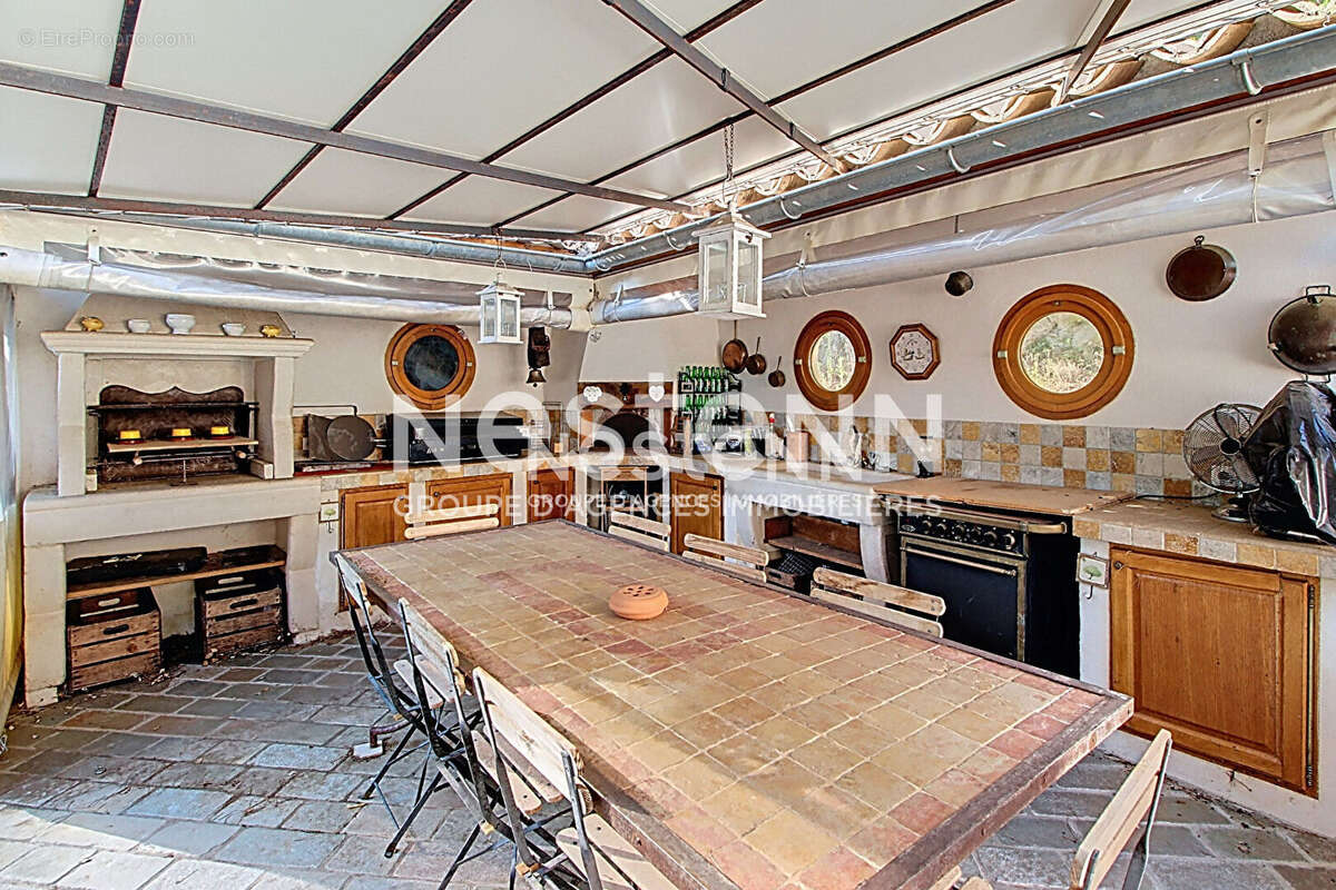 Maison à VILLECROZE