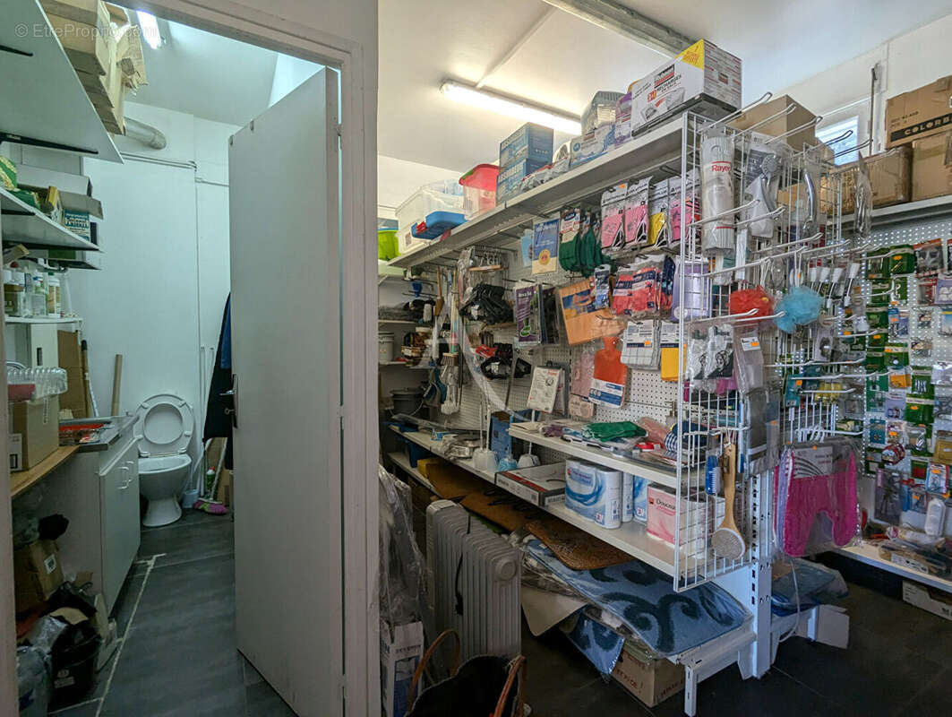 Commerce à VAIRES-SUR-MARNE