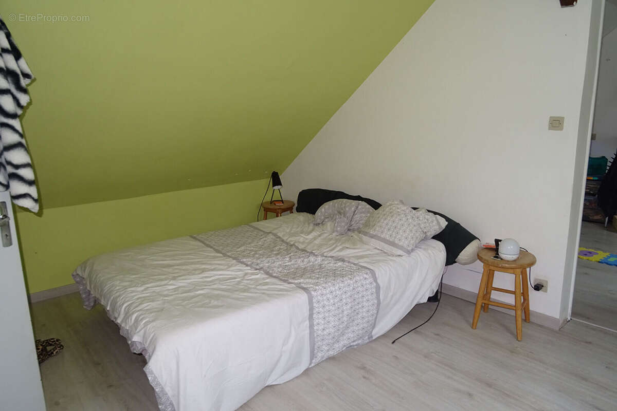 Maison à LA BAZOCHE-GOUET