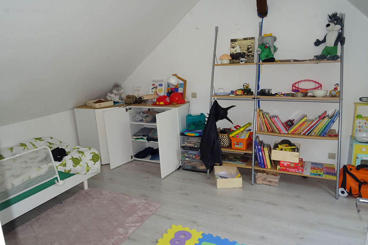 Maison à LA BAZOCHE-GOUET