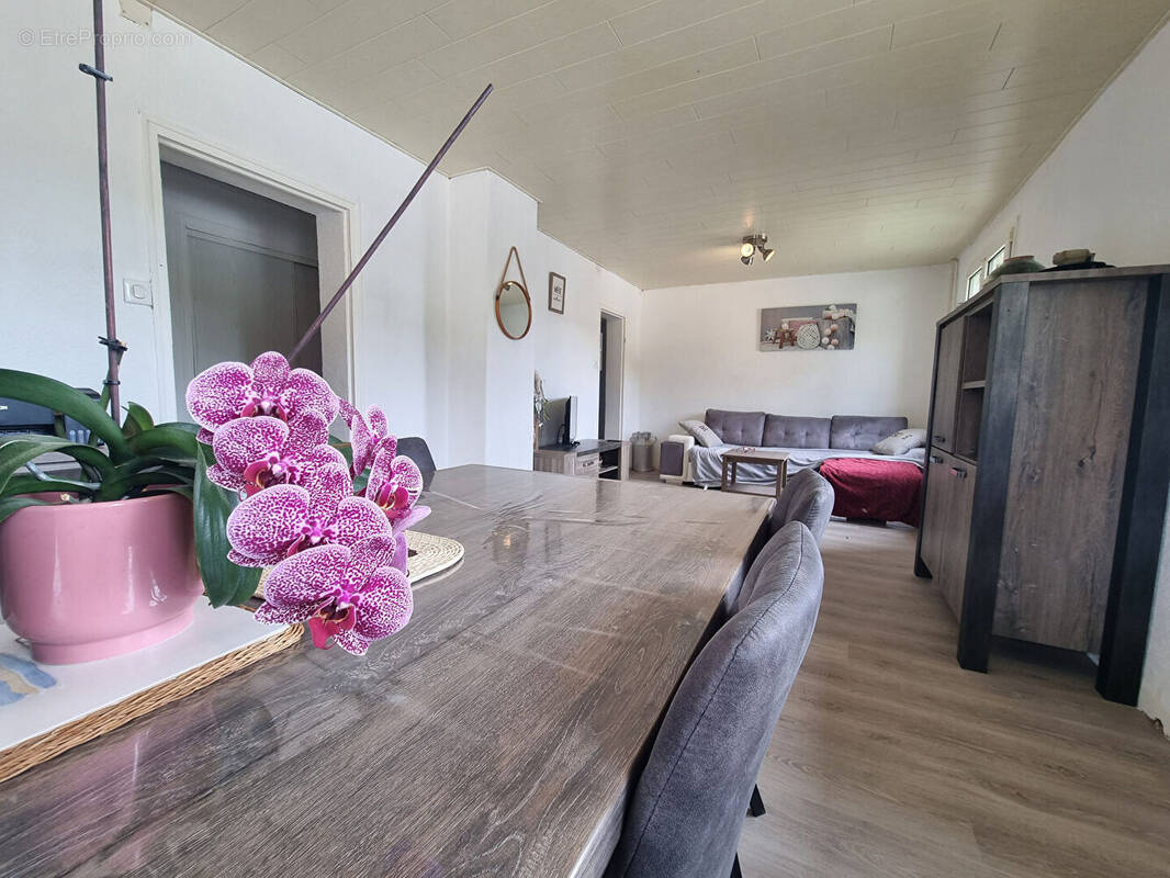 Appartement à VILLERS-LE-LAC