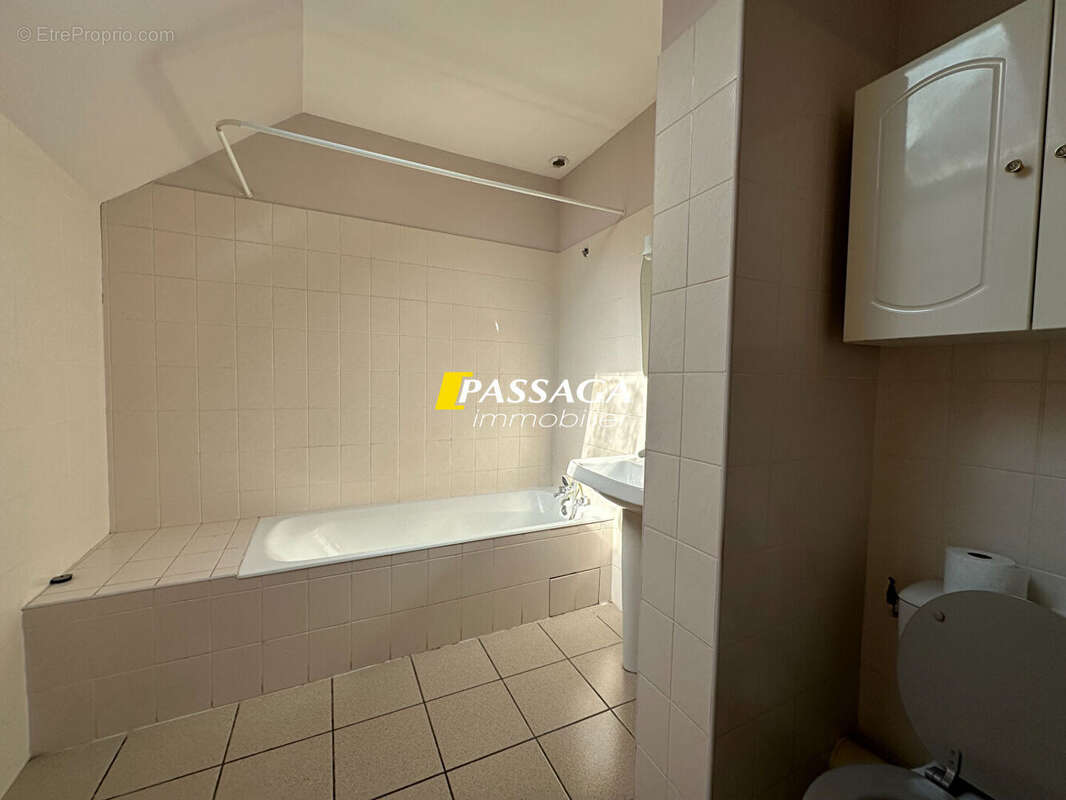 Appartement à LASSOUTS