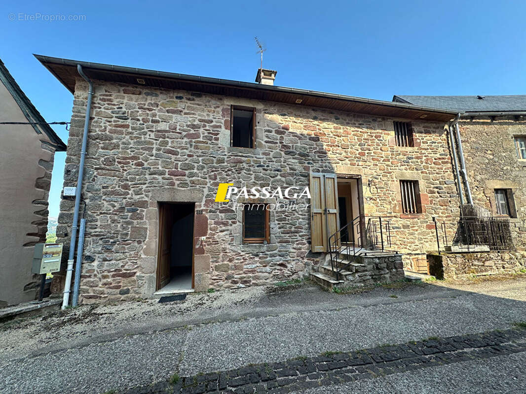 Appartement à LASSOUTS