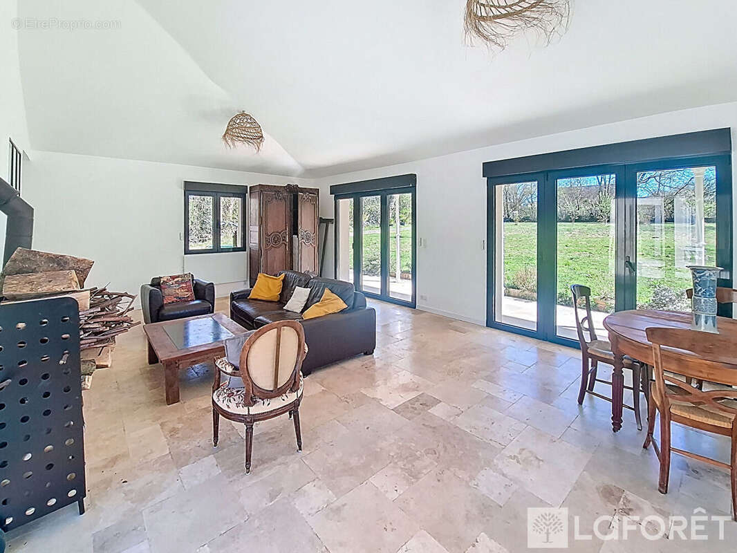 Maison à AUBERVILLE