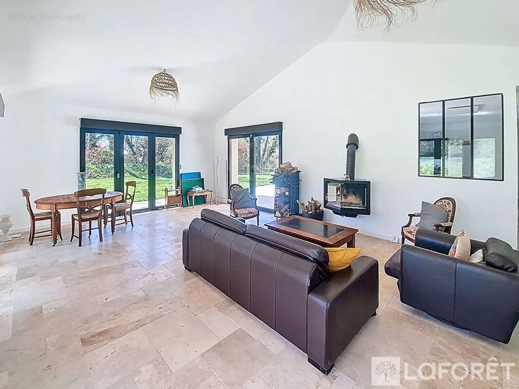 Maison à AUBERVILLE