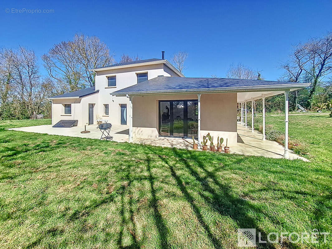 Maison à AUBERVILLE