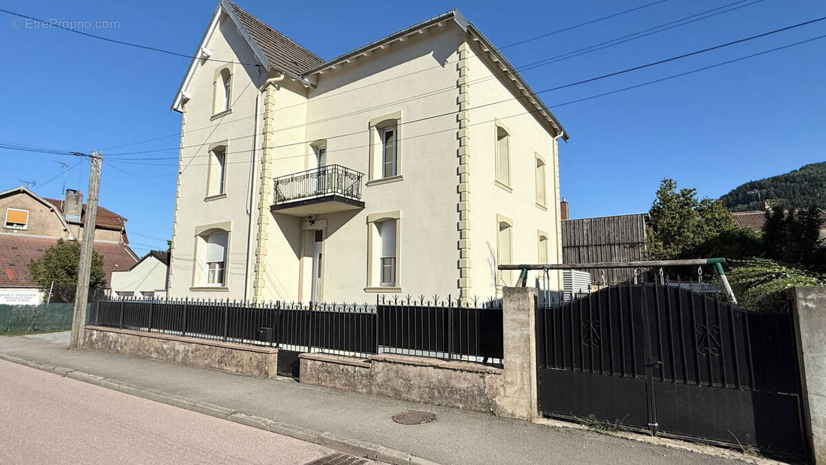 Maison à RAON-L&#039;ETAPE