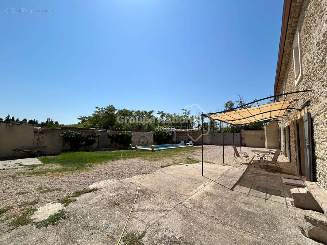 Maison à L&#039;ISLE-SUR-LA-SORGUE