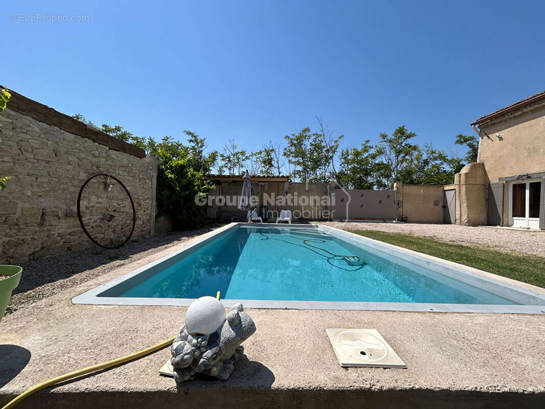 Maison à L&#039;ISLE-SUR-LA-SORGUE