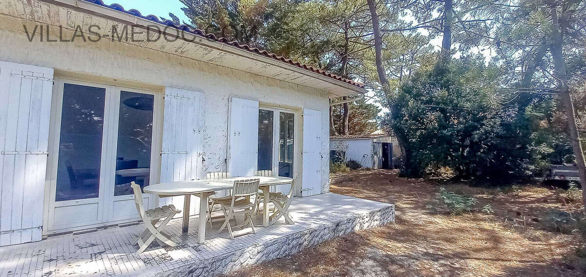 Maison à VENDAYS-MONTALIVET