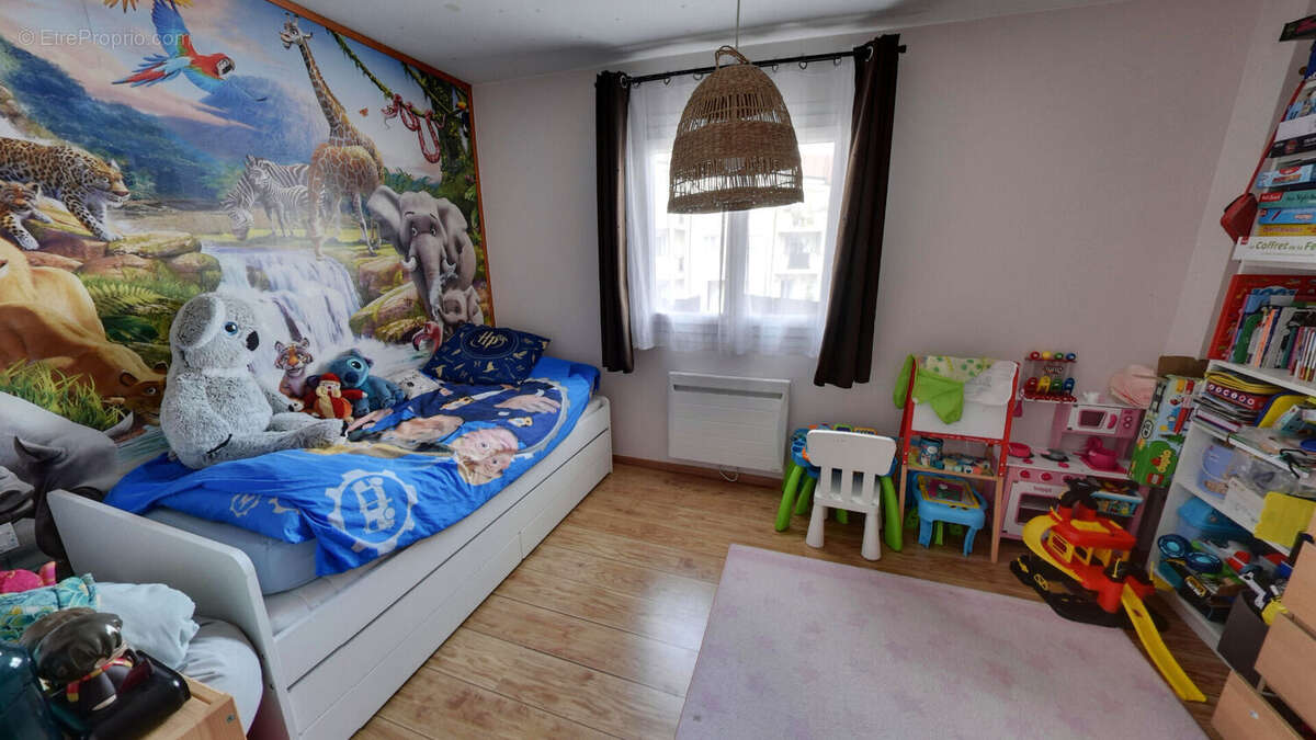 Maison à ROISSY-EN-BRIE