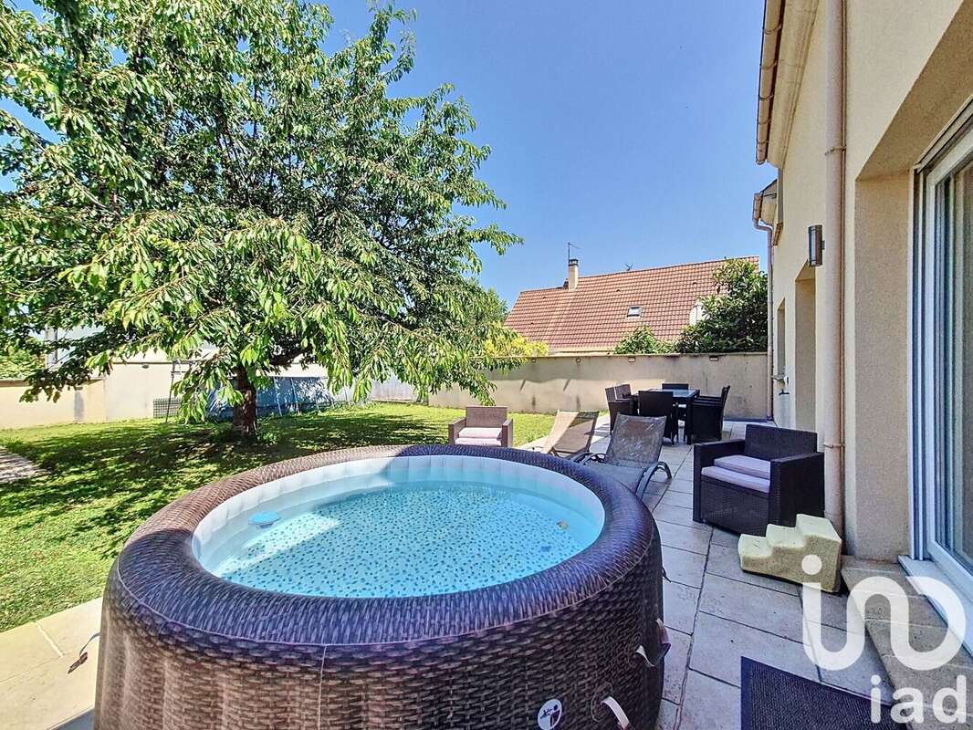 Photo 3 - Maison à LES CLAYES-SOUS-BOIS