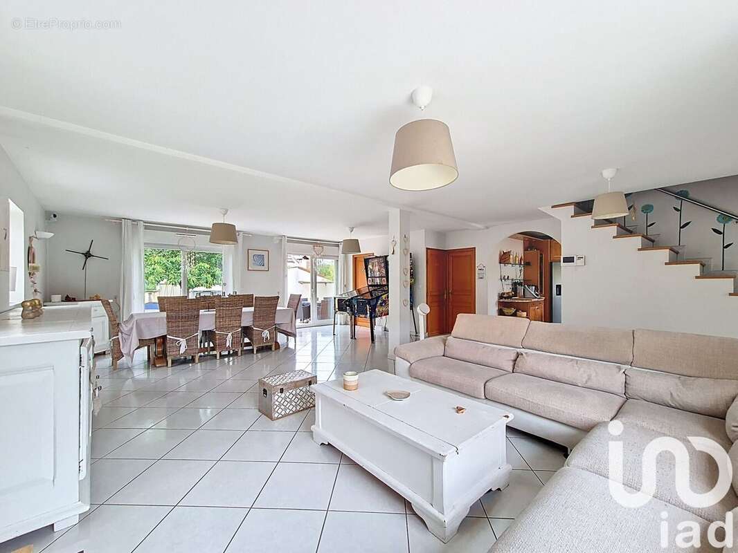 Photo 4 - Maison à LES CLAYES-SOUS-BOIS