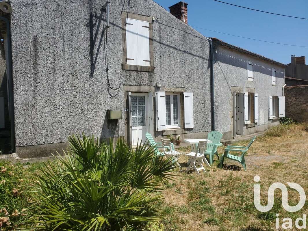 Photo 2 - Maison à ANTIGNY