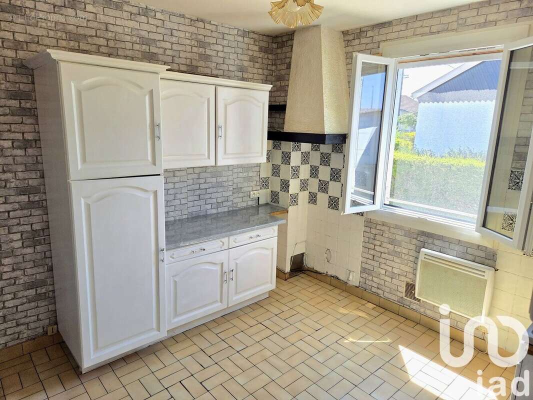 Photo 2 - Maison à MONTMORILLON