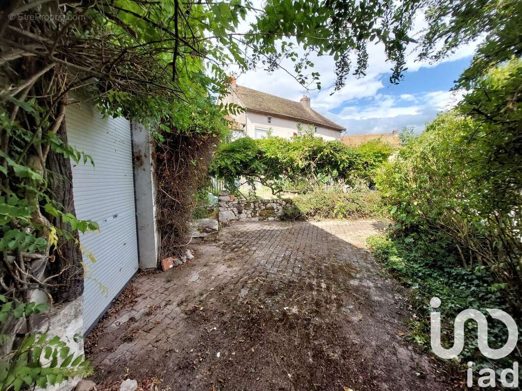 Photo 2 - Maison à SAINT-EUSEBE