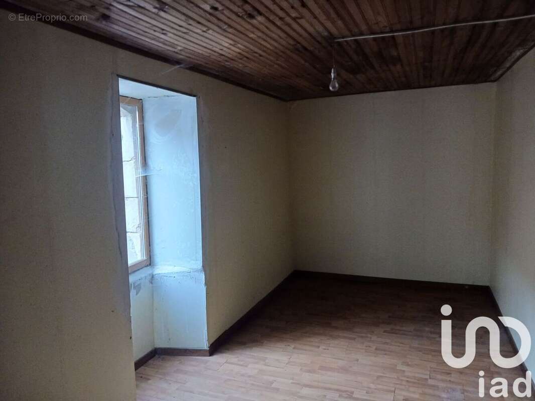 Photo 4 - Maison à LA FERRIERE-AIROUX