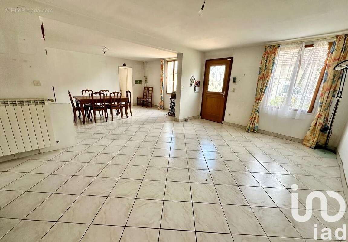 Photo 3 - Maison à ORROUY