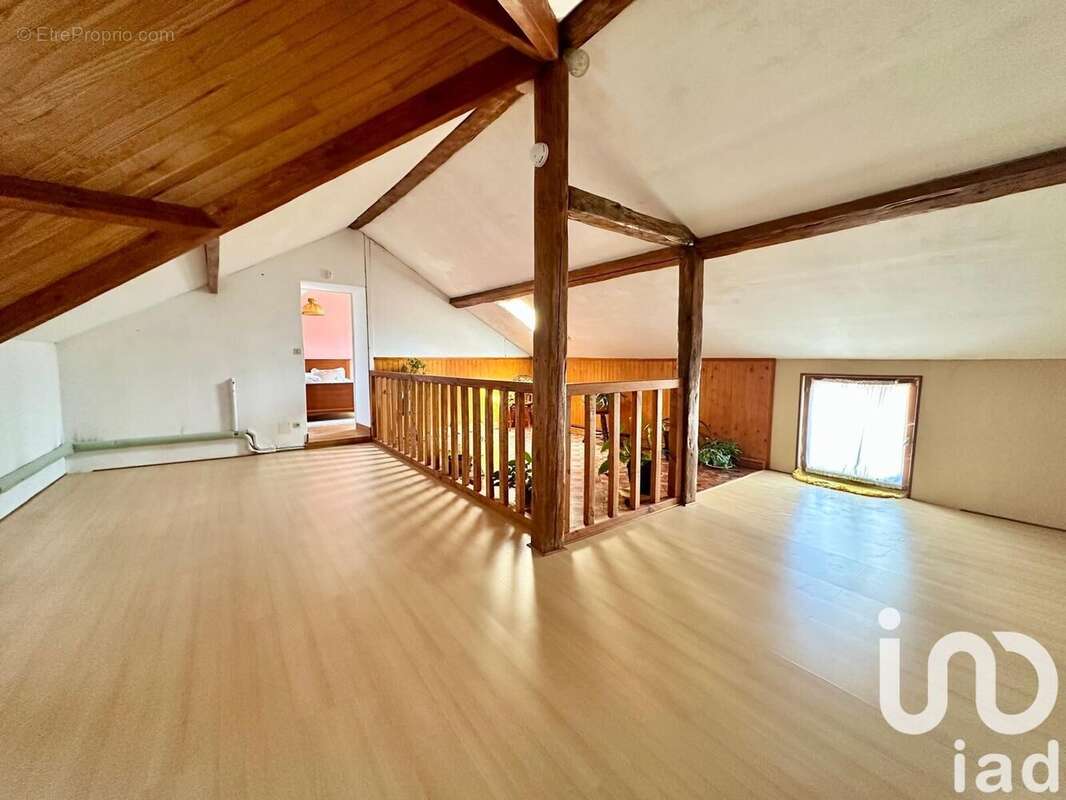 Photo 7 - Maison à ORROUY