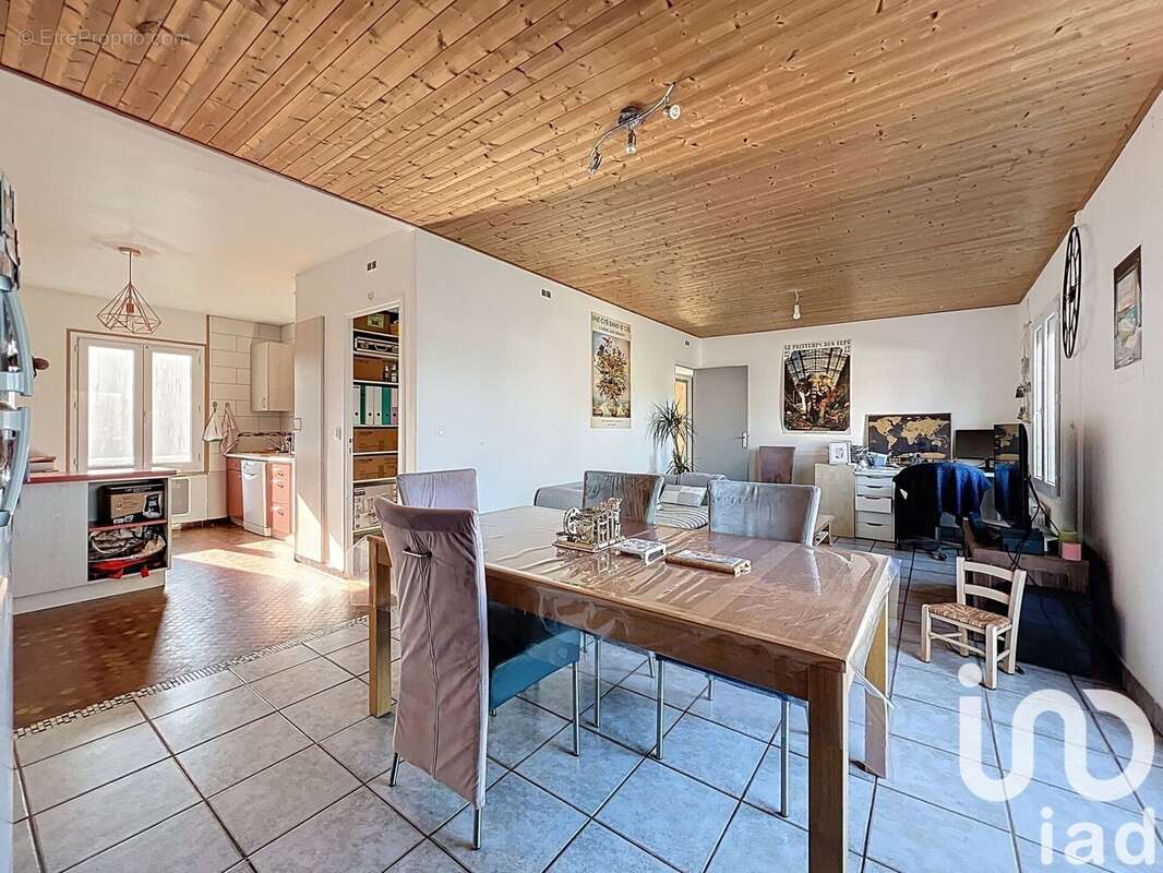 Photo 2 - Maison à MARSILLY