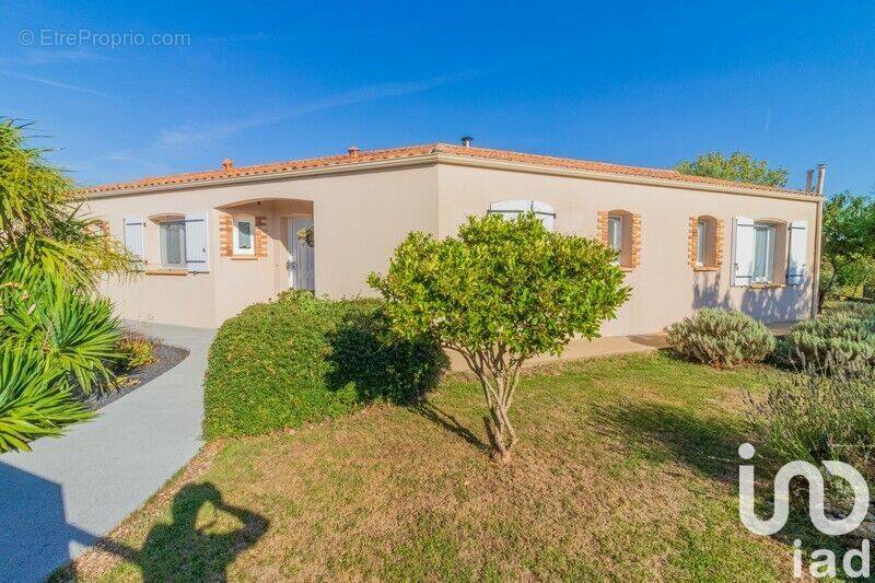 Photo 1 - Maison à MOREILLES