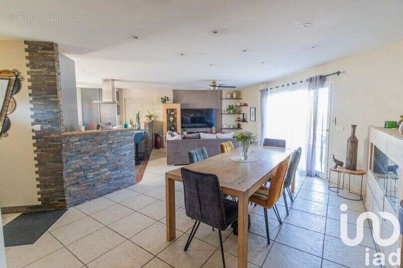 Photo 3 - Maison à MOREILLES