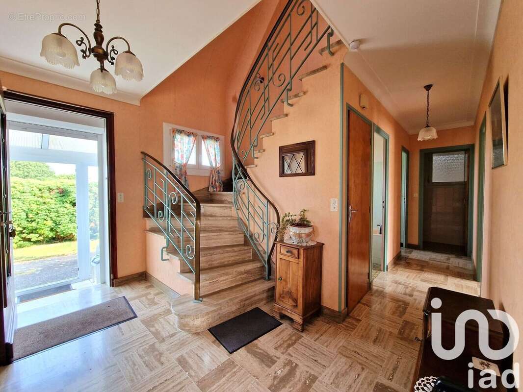 Photo 2 - Maison à GUISCRIFF