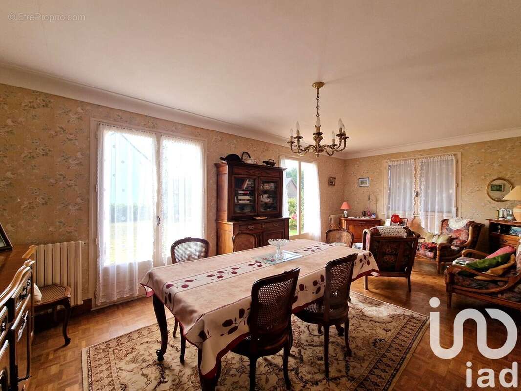 Photo 5 - Maison à GUISCRIFF