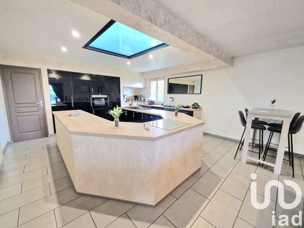 Photo 1 - Maison à RONCHEROLLES-EN-BRAY