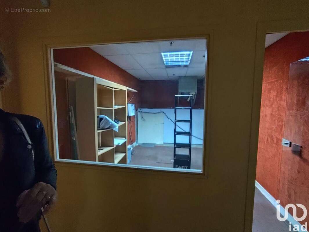 Photo 9 - Commerce à MONTIVILLIERS