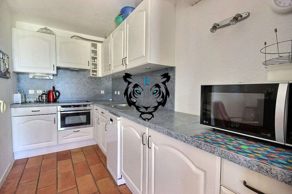 Maison à LES ISSAMBRES