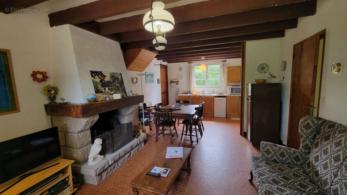 Maison à PLOUHARNEL