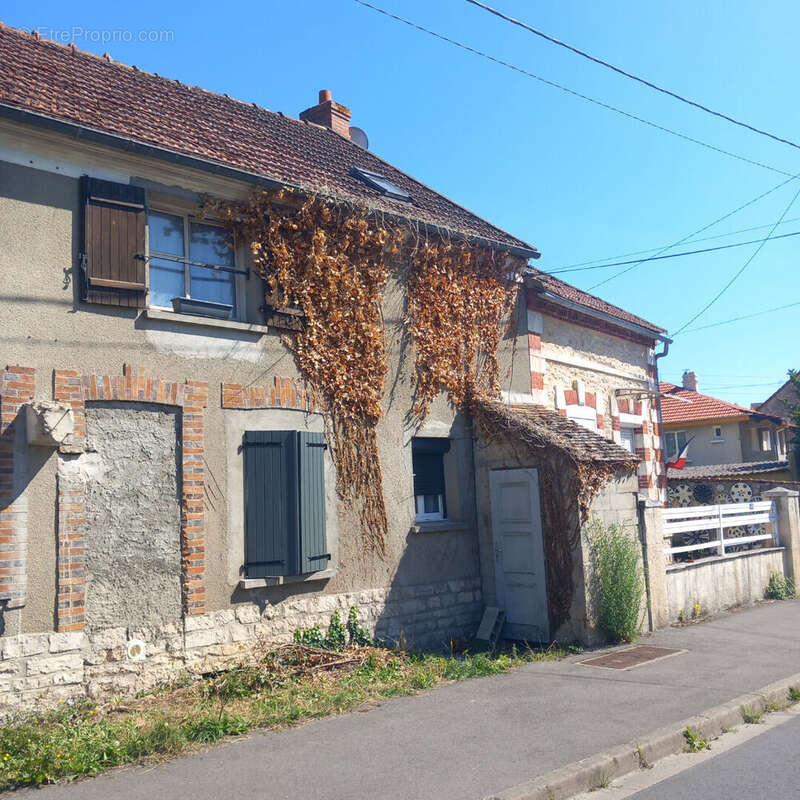 Appartement à SOUPPES-SUR-LOING