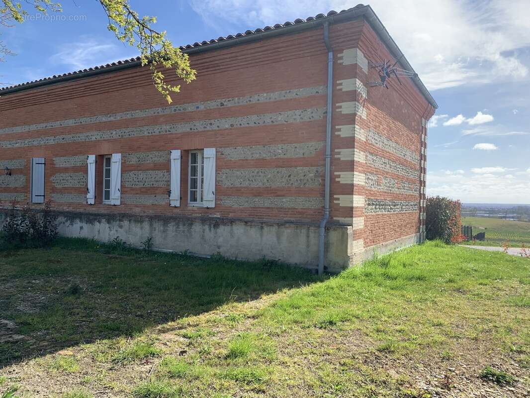 Maison à VILLENEUVE-LES-BOULOC