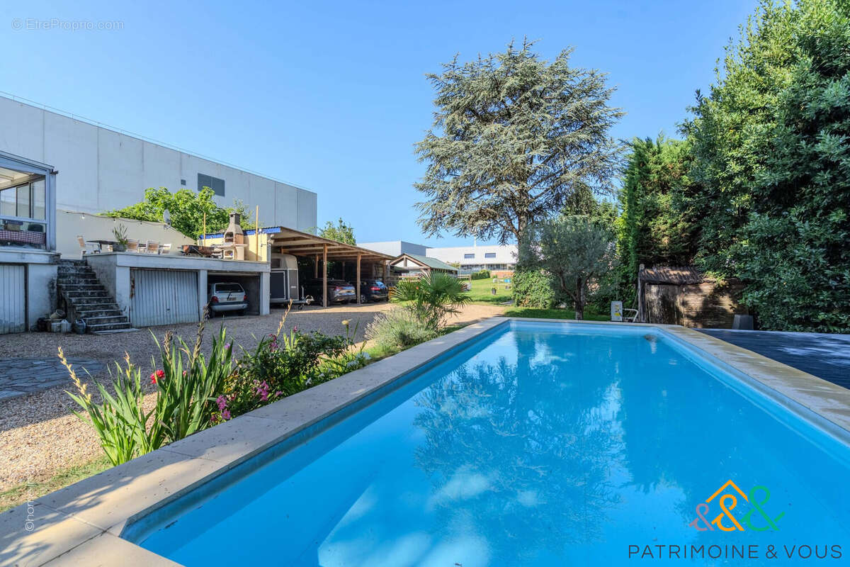 Maison à CHAMPIGNY-SUR-MARNE