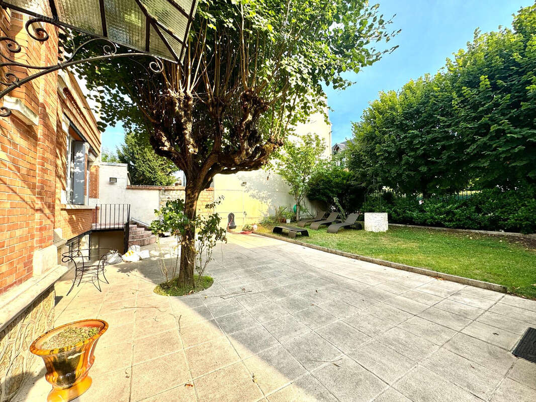 Maison à SAINT-MAURICE