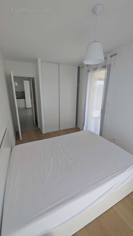 Appartement à LA TOUR-DE-SALVAGNY