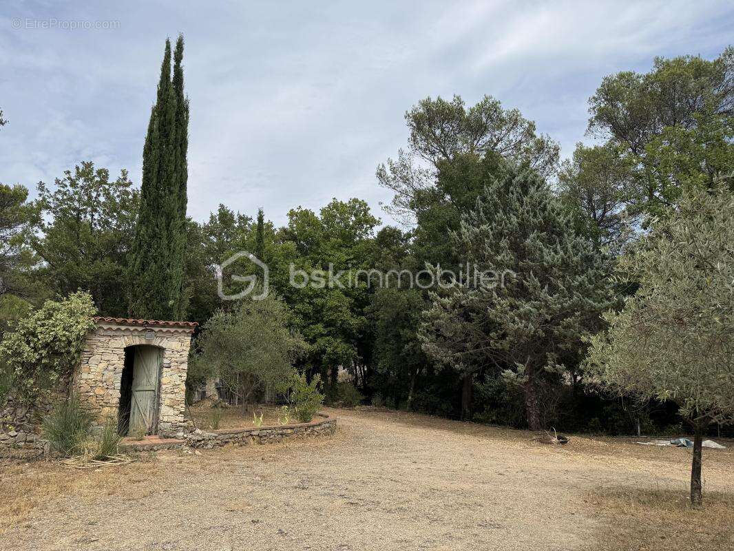 Maison à LA ROQUEBRUSSANNE
