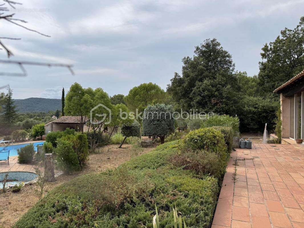 Maison à LA ROQUEBRUSSANNE